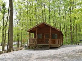 Sun Valley Campground Cottage 6，Maple Grove Park的便宜飯店