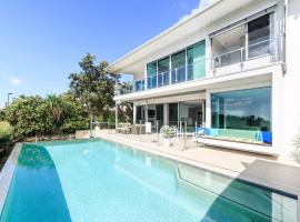 Corporate and Family Beach Retreat by Kingscliff Accommodation, hotel i Kingscliff