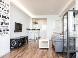 Amazing Sea Views with AC two min beach