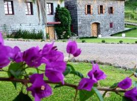 Casa Vêneto -Vale dos Vinhedos, hotel with jacuzzis in Bento Gonçalves