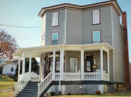Hawksbill House - (Adults Only), hotel near Pinnacles Viewpoint, Luray