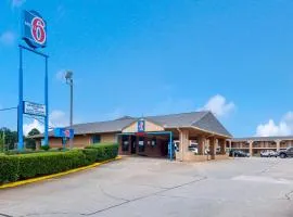 Motel 6-Marshall, TX