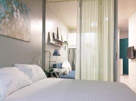 GM Rentals SafeStay Apartment at Mactan Airport, hotel en Isla de Mactán
