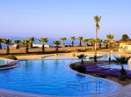 Fort Cambray Apartment with Spectacular Sea Views, готель у місті Mġarr