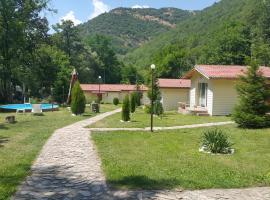 Hotel Valdis, viešbutis mieste Pastra