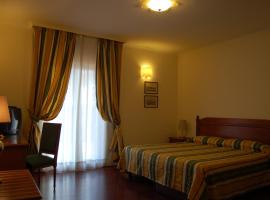 Clarice Hotel, hotel Castelnuovo di Portóban