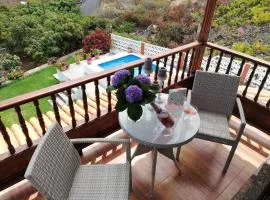 Casas Hoya Limpia- Sólo Adultos