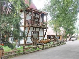 Комплекс відпочинку "Колиба", hotel in Korostenʼ