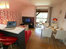 Apartmína, hotel din Velké Karlovice