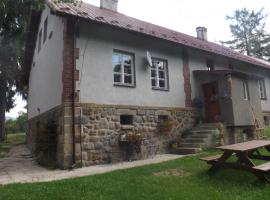 Ośrodek Modrzewie, hotel v destinaci Mezilesí