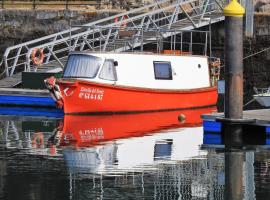 Estrella del Norte, boat in Villaviciosa