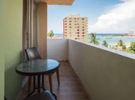 Emerald One Bedroom Suite At Turtle Towers