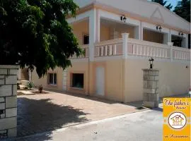 father's house in kissamos