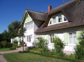 Das Gut klein Bollhagen, holiday park in Wittenbeck