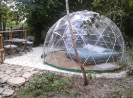 bulle sous les etoiles, luxusní stan v destinaci Chénour