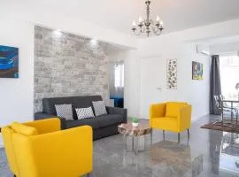 Arricàmpati Apartments Villa & Bringo Car Rental
