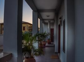 Rans Hill Lodge, hotel em Cape Coast