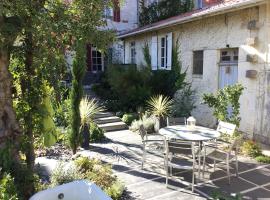 Gîte chez Madeleine, apartmán v destinácii Louhans