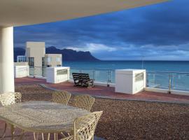 Hibernian Towers Self Catering Apartments 505, hotel din Strand