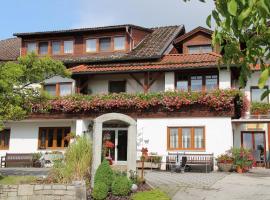 Pension Zum Ebenstein am Donausteig, hotel v destinaci Untergriesbach