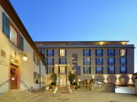 Hotel Hirschen in Freiburg-Lehen, hôtel à Fribourg-en-Brisgau près de : Aéroport de Bâle-Mulhouse-Fribourg - QFB