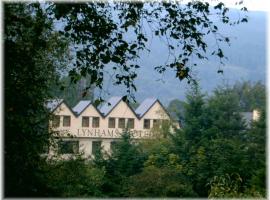 Lynhams Hotel, hotel di Laragh