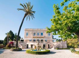 Casa de los Bates, hostal o pensión en Motril