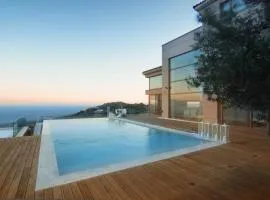 Seaview Peninsula villa