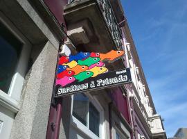 Sardines and Friends Hostel 04: Póvoa de Varzim'de bir otel