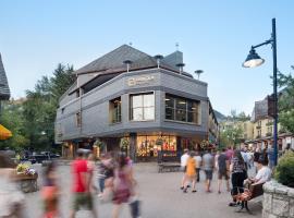 Pangea Pod Hotel, kapselhotel i Whistler