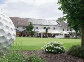 OG's Golf Lodge