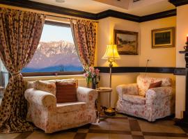 Nobillis - Carpathian Residence: Peştera şehrinde bir otel
