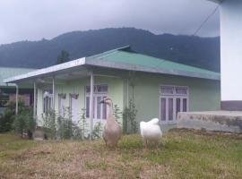 Lingzey Homestay, hotel in Lingtām