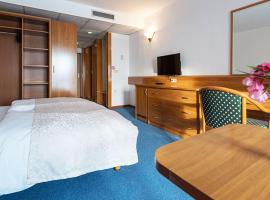 Hotel Stella, hótel í Neum