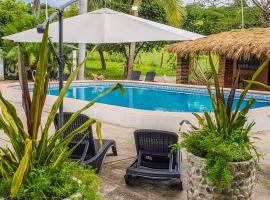 Caba&ntilde;as El Potrero