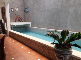 Kirana Guest House Bogor, villa Bogorban