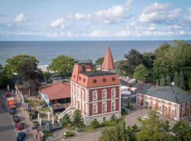 VILLA RED by COLUMBUS Ustka, hotel in Ustka