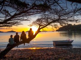 Shelly Beach TOP 10 Holiday Park, vacation rental in Coromandel Town