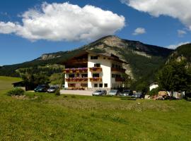 Villa Insam Apartment, hotel u Selva di Val Gardeni