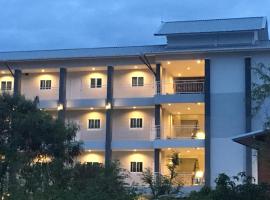 Lullaby Residence, hotel in Maha Sarakham