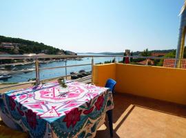 Guest House Sandra, Pension in Tisno
