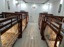 NATURAL HOUSE hostel: Ho Chi Minh Kenti şehrinde bir otel