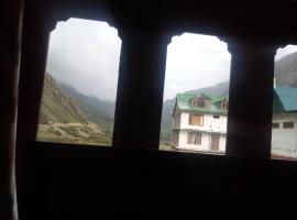 Sunny Snowview Resort โรงแรมในMastarang