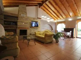 Cortile Aurora Bronte