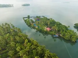 Munroe Eco Camp