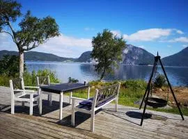 Sunndalsfjord Cottages Fredsvik Meisalstranda 455,506 og 508
