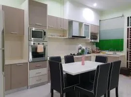 Homestay Sungai Petani, Untuk Melayu Saja