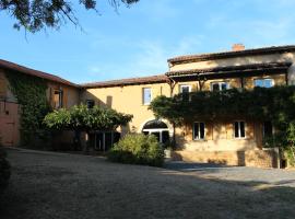 Le Vallon des Ronzières, hotel in Gleizé