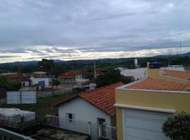 Linda vista em são josé da barra, hotel in Elisiário Lemos