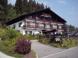 Pension Haus Inge, hotel u gradu 'Zwiesel'